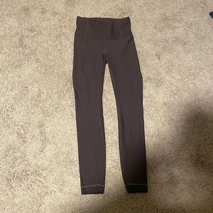 Lululemon Wunder Train High-Rise Tight 25" size 6 In Brown